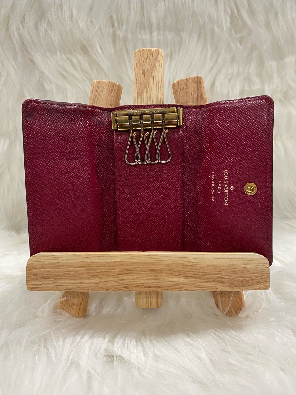 Louis Vuitton Monogram Brown Canvas Key Holder - burgundy interior - Picture 3 of 8